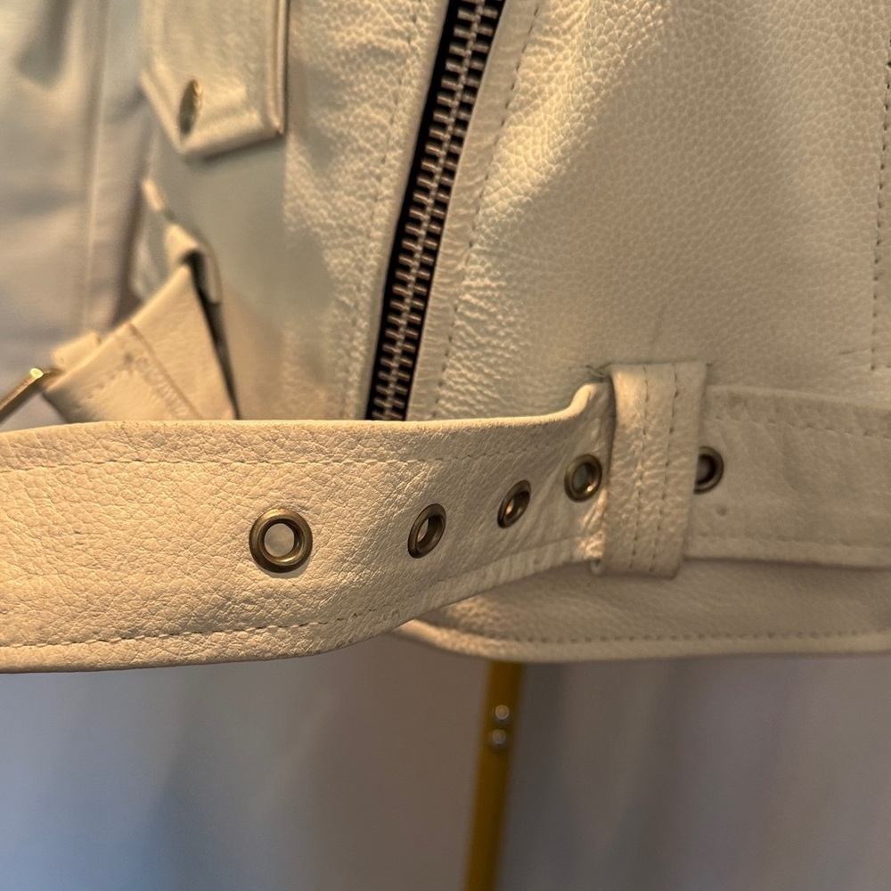 LK Women's White Leather Biker Jacket EUC L - Picture 5 of 15